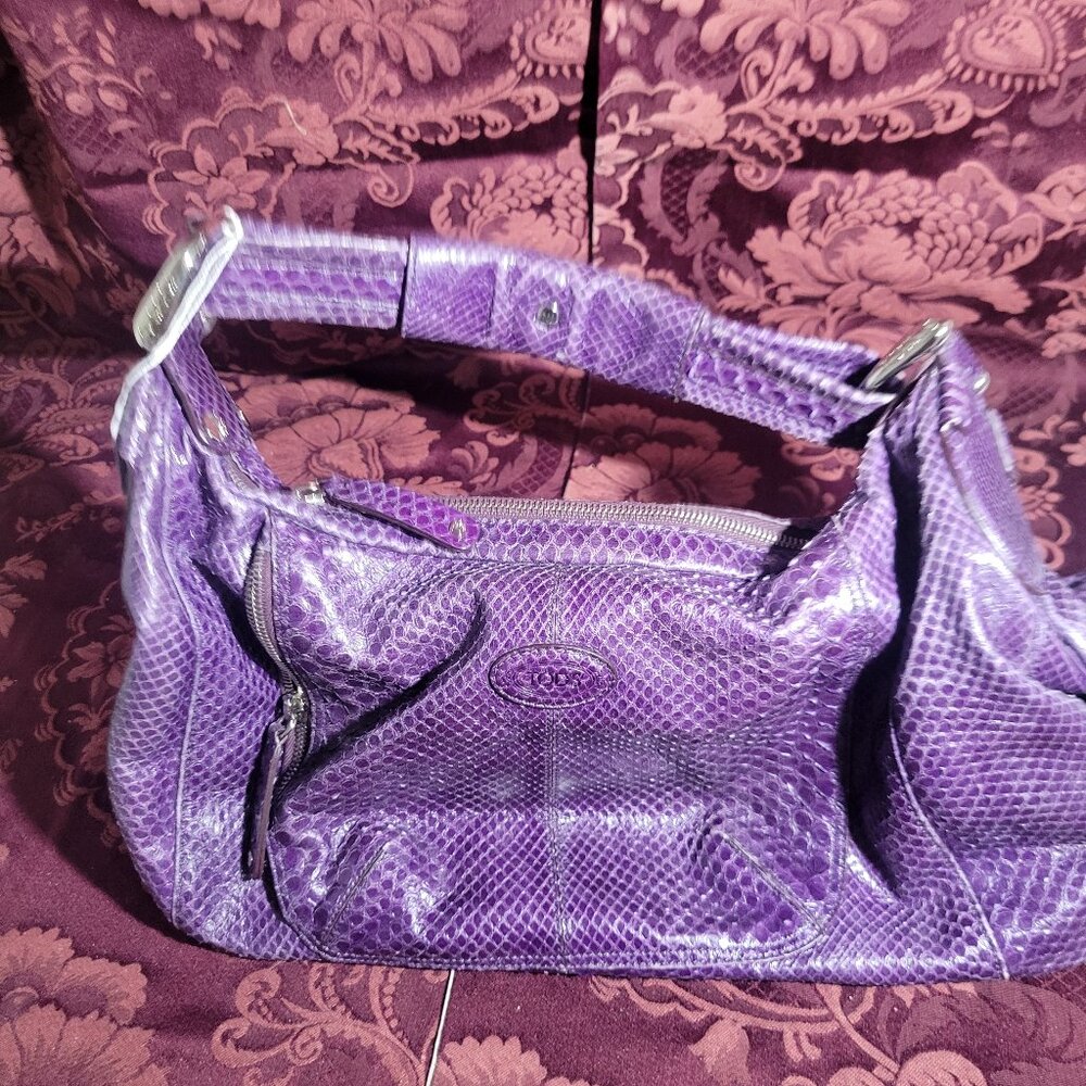 Tod's Purple Shoulder Bag with Textured Design